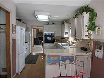 Abundance of cabinets & pantry.