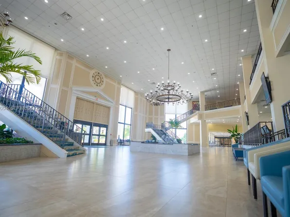 8 Farnham #8-A, Deerfield Beach, FL 33442