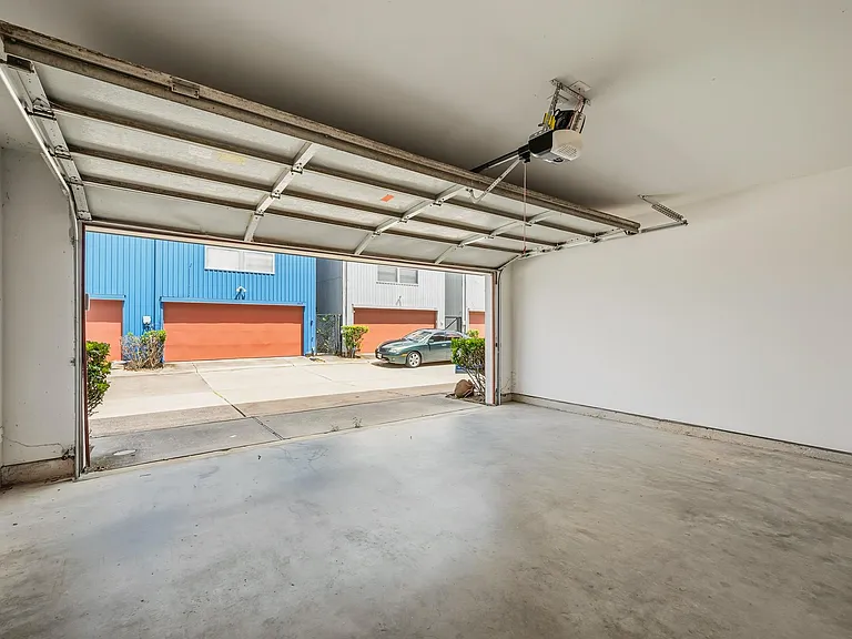 6908 Yellowstone Way Dr — Photo 27