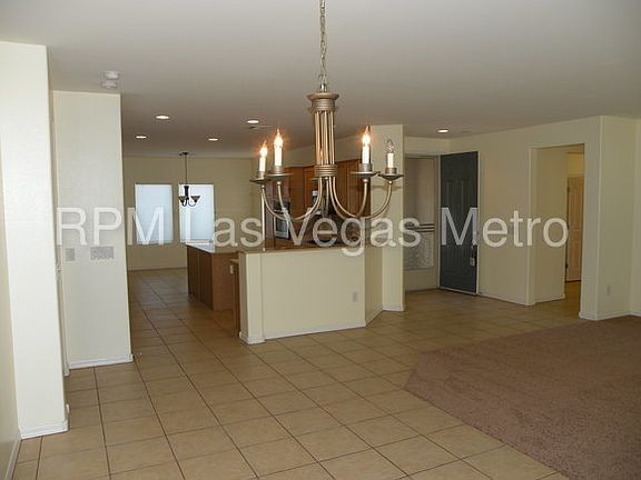 4th image of 2092 Wildwood Lake St