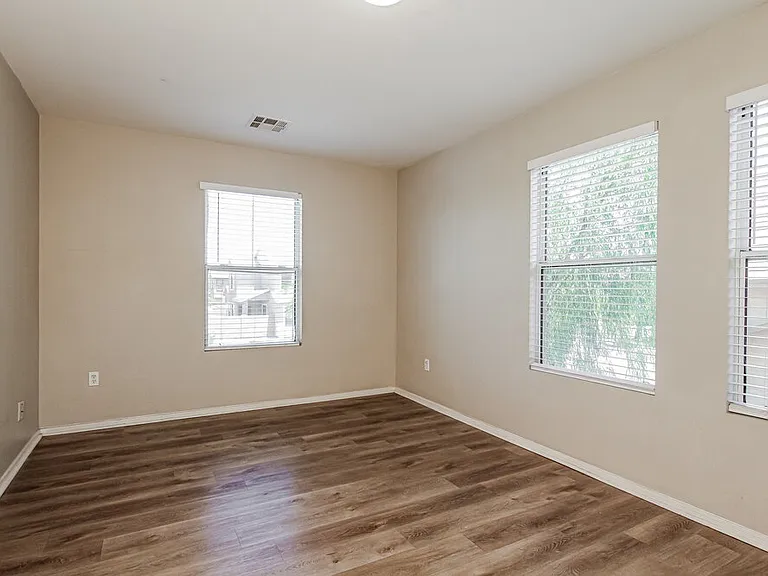 3917 W Minton St — Photo 12