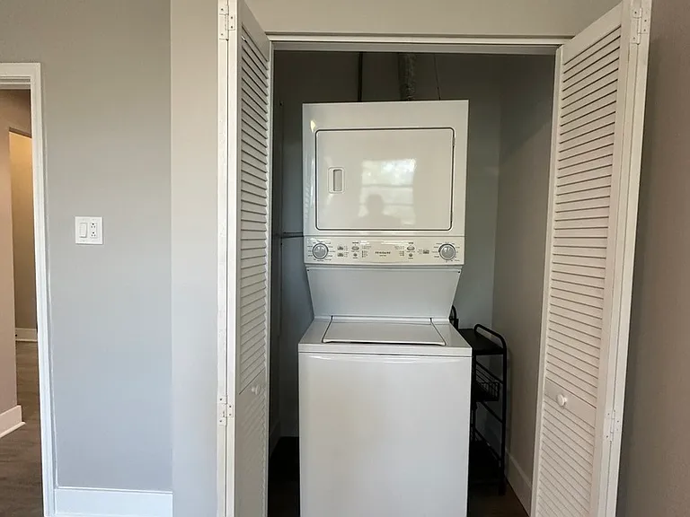 6207 N Winthrop Ave #30 — Photo 7