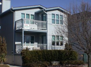 2306 Asbury Ave, Ocean City, NJ 08226