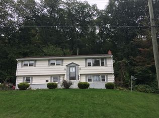 47 Ridgewood Dr, Vernon, CT 06066