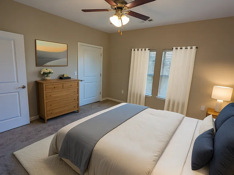 Farmington Woods Apartments — Photo 7