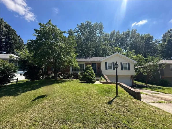 1709 NE 69th Ter, Gladstone, MO 64118