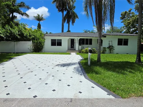 13501 NE Miami Ct, Miami, FL 33161