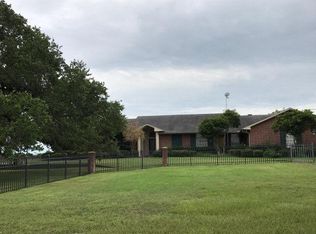 1243 Lockhart Cemetery Rd, Cuero, TX 77954