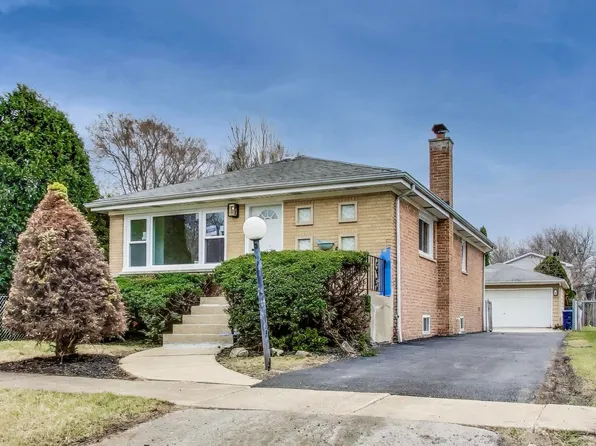 2929 140th St, Blue Island, IL 60406