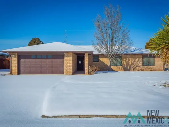 515 Mission Arch Dr, Roswell, NM 88201