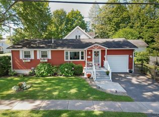 17 Virginia St, Baldwinsville, NY 13027