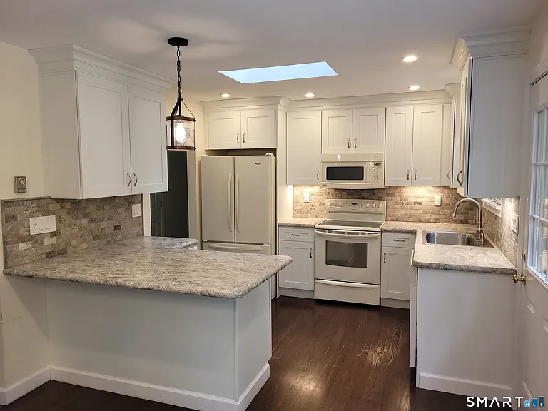163 Candlewood Lake Rd — Photo 7