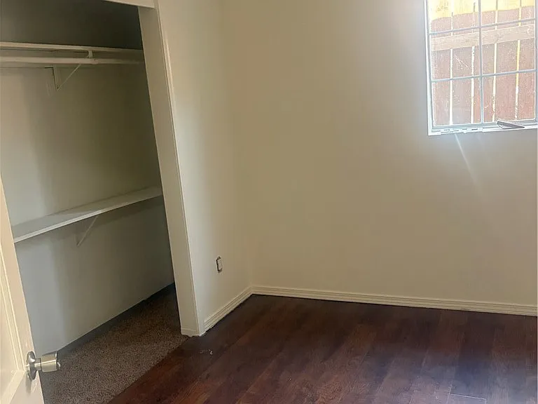 37 Garden Dr — Photo 8