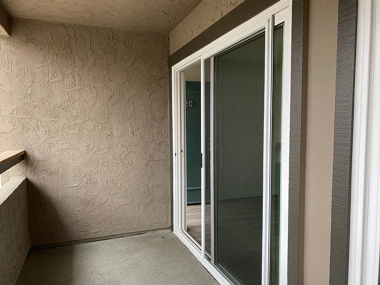Cabana Apartments — Photo 11