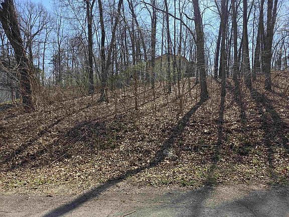 4th image of L35-B2 Powhatan Dr