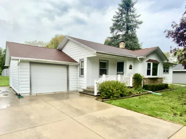 76 Martin St, Port Sanilac, MI 48469