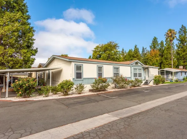 215 Apple Lane, Rohnert Park, CA 94928