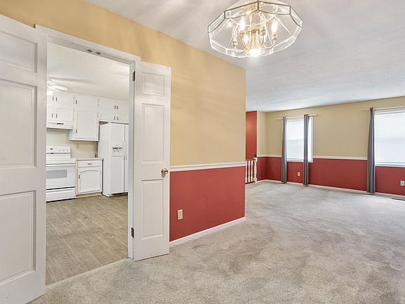 5th image of 1225 Westridge Ln