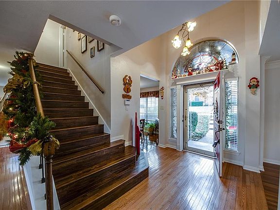 3rd image of 4311 Murwick Dr