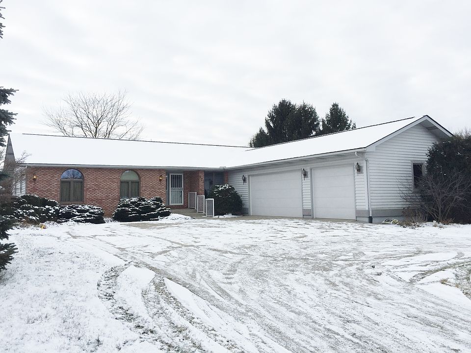 1st image of 323 Needles Dr SW