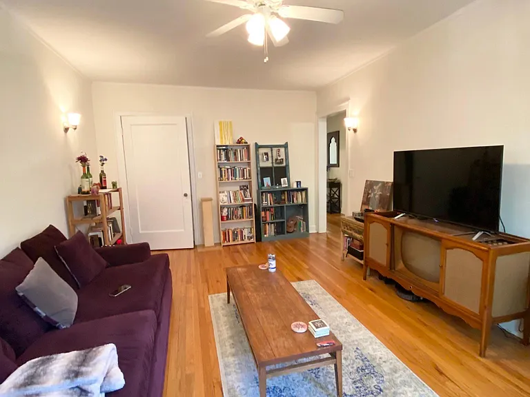 1448 W Albion Ave #1 — Photo 2