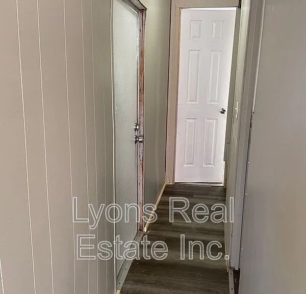 8086 Heck Dr #32 — Photo 4