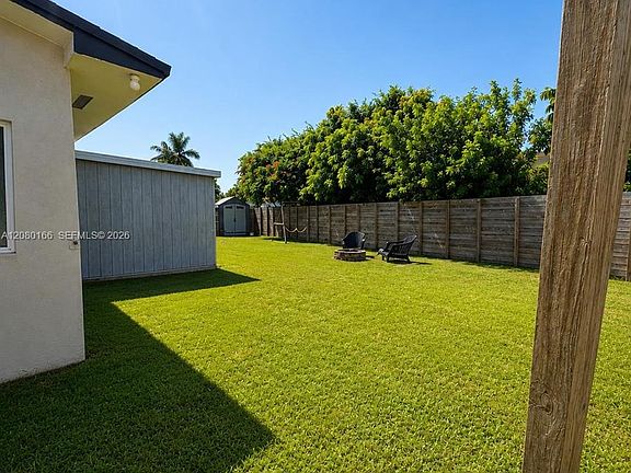 5th image of 1211 NW 18th St