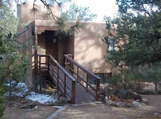 142 Overlook Rd, Santa Fe, NM 87505