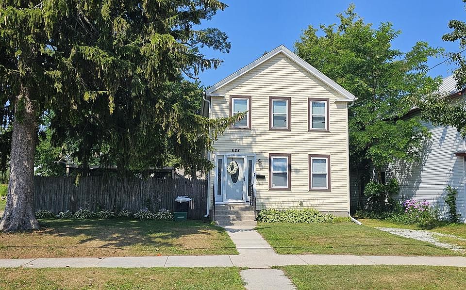 1st image of 628 N 9th STREET