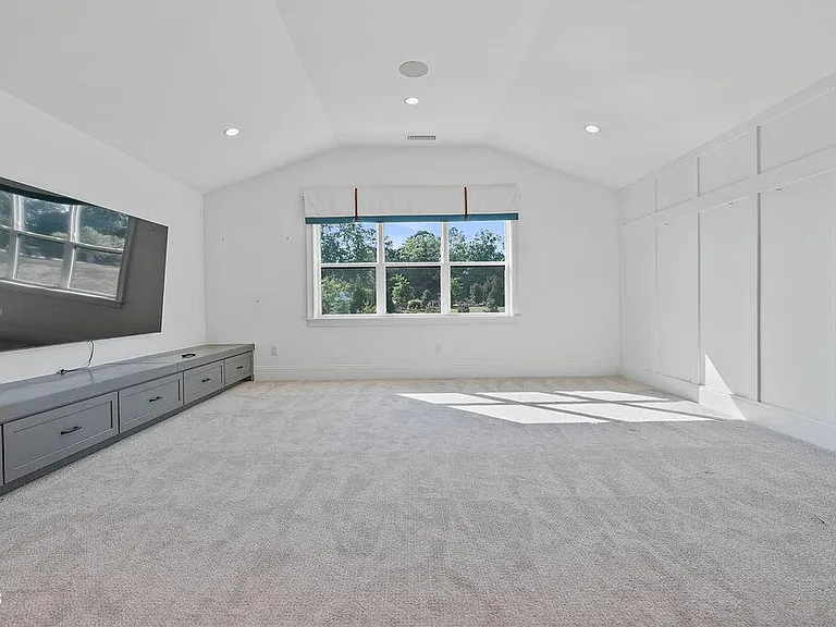 3438 Snowbed Ridge Dr — Photo 43