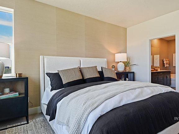 4th image of 5547 E Victoria Falls Dr