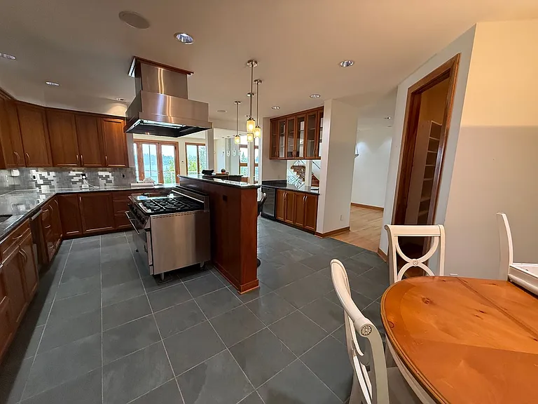 7275 N Mercer Way — Photo 21