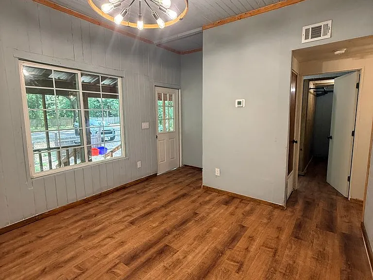 1229 NE 3rd Ave — Photo 8