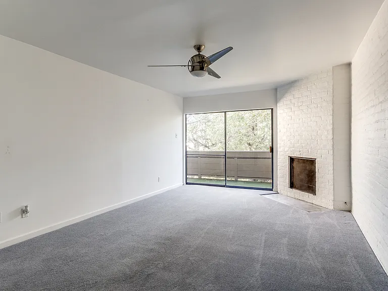 4024 Buena Vista St — Photo 13