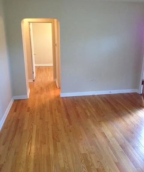 5126 Elmwood Ave — Photo 4