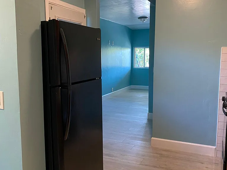 3933 La Colina Rd — Photo 5