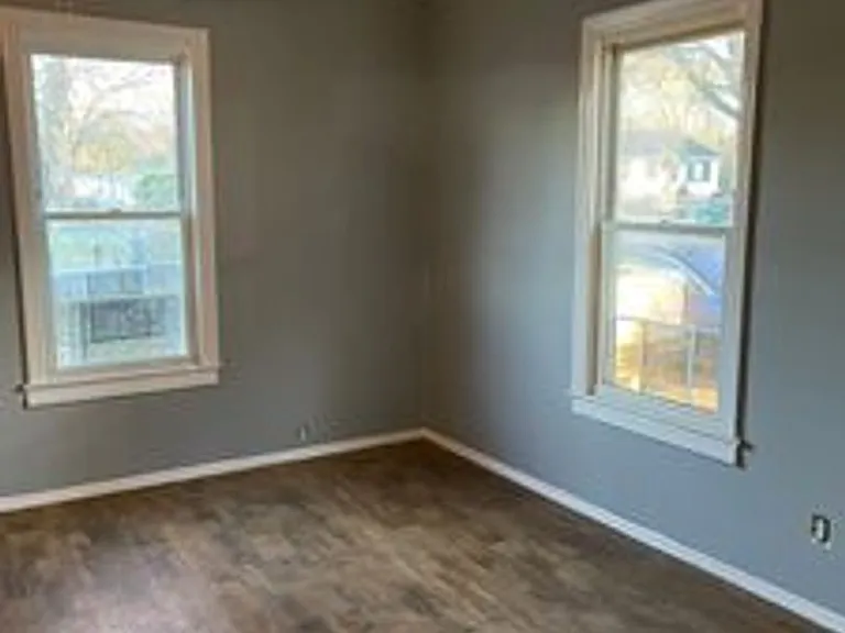 120 Barker Ave — Photo 20