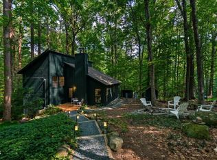 207 Holly Rdg, Chapel Hill, NC 27516