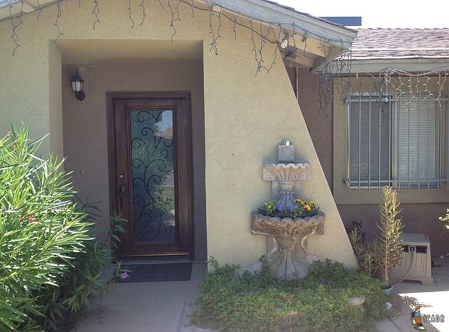 1st image of 736 Villa Grande St