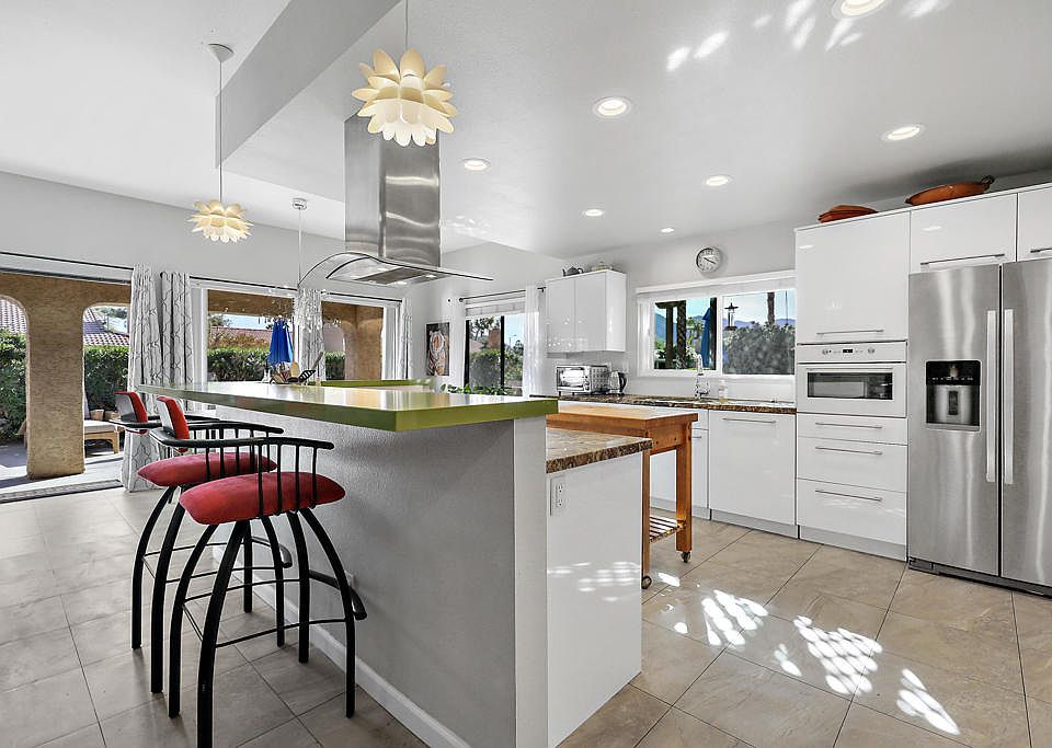 1st image of 44049 Vigo Ct