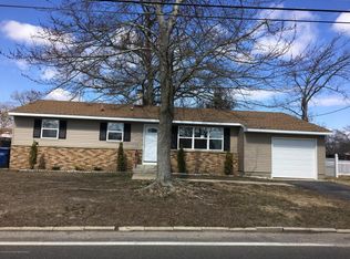 244 Mizzen Ave, Beachwood, NJ 08722