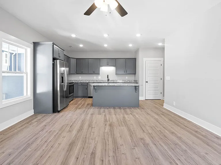 330 Academy Ave #X6 — Photo 13