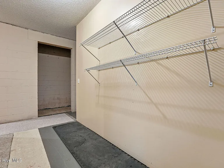 25 Kingswood Cir — Photo 62