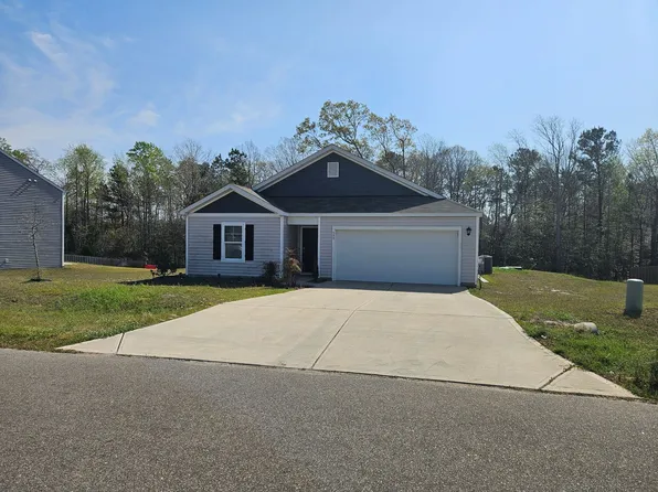 399 High Ridge Ct, Sneads Ferry, NC 28460