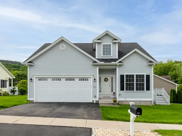 100 Silver Island Way #100, Berlin, CT 06037