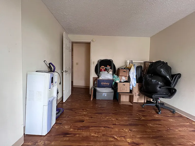 382 Forest Ave — Photo 11
