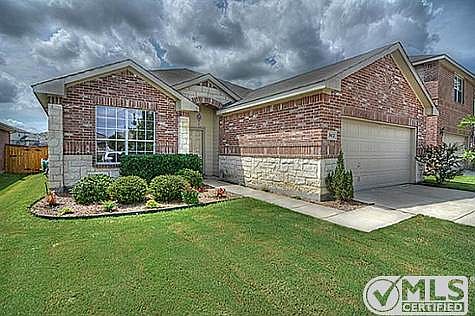 2nd image of 3012 Yoakum St