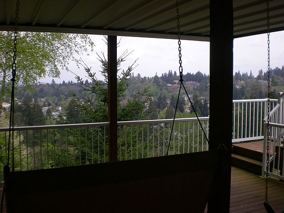 Lower waterproof deck