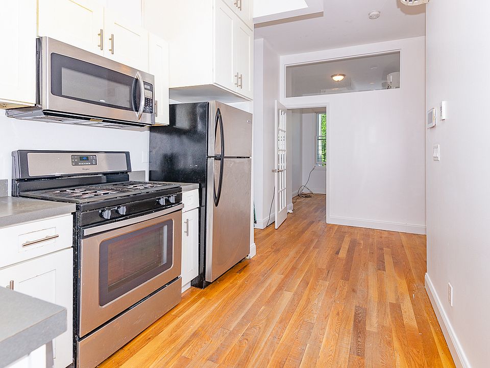1st image of 293 Wyckoff Ave #3M