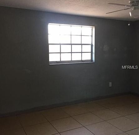 5th image of 3818 Moog Rd